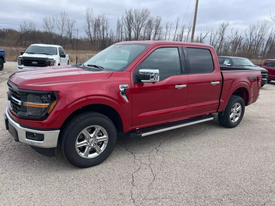 2024 Ford F-150 XLT photo 1