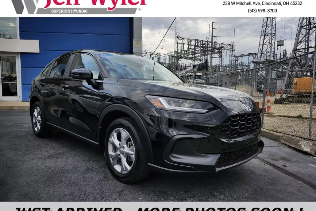 2023 Honda HR-V LX photo 1