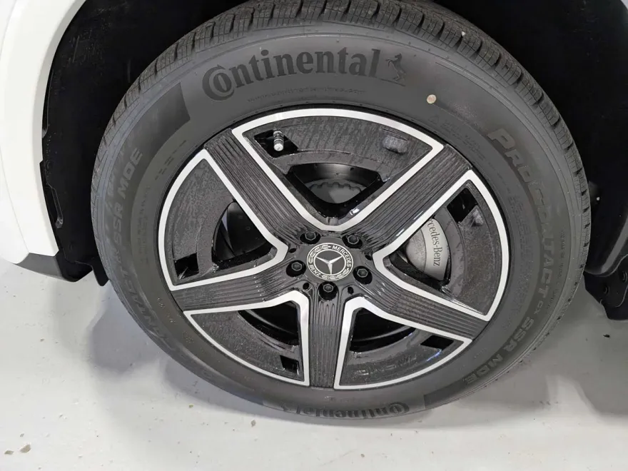 2025 Mercedes Benz GLC 350e 4MATIC photo 1