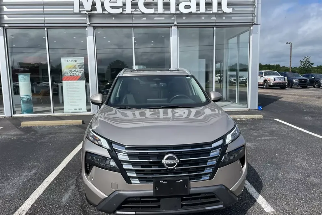 2024 Nissan Rogue SL photo 1