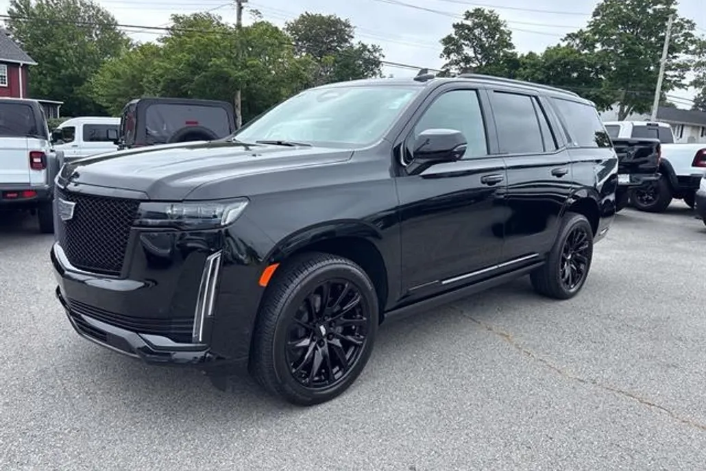 2023 Cadillac Escalade Sport photo 1