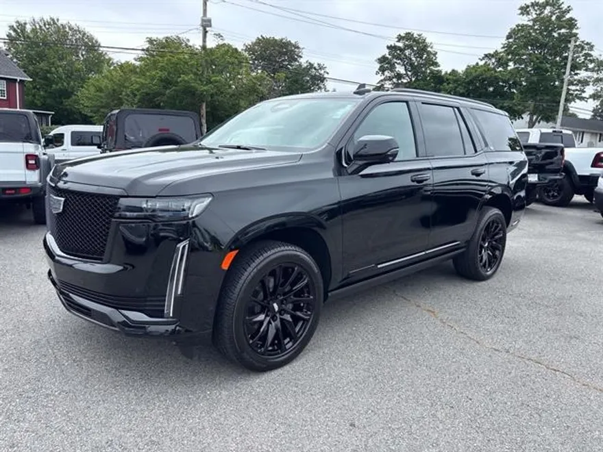 2023 Cadillac Escalade Sport photo 1
