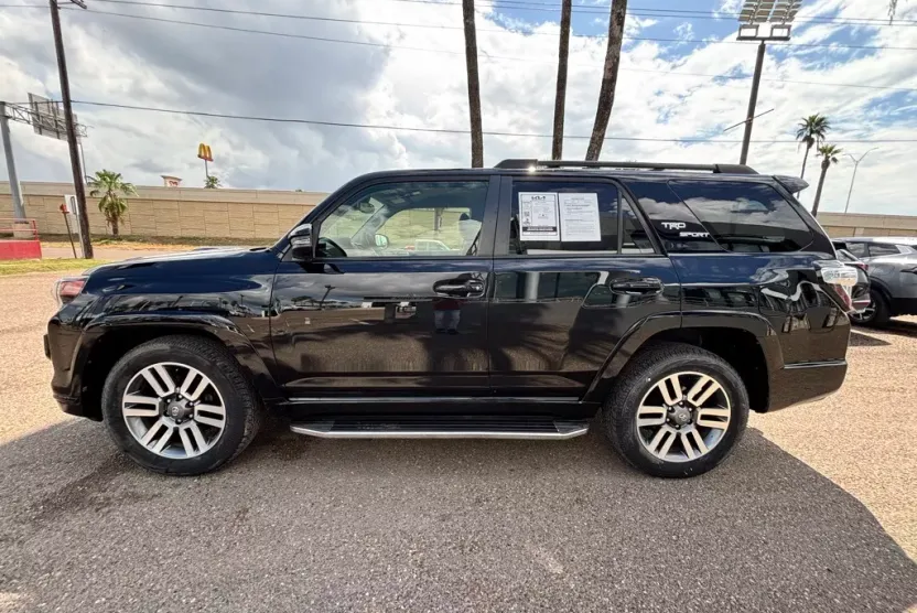 2022 Toyota 4Runner TRD Sport photo 1