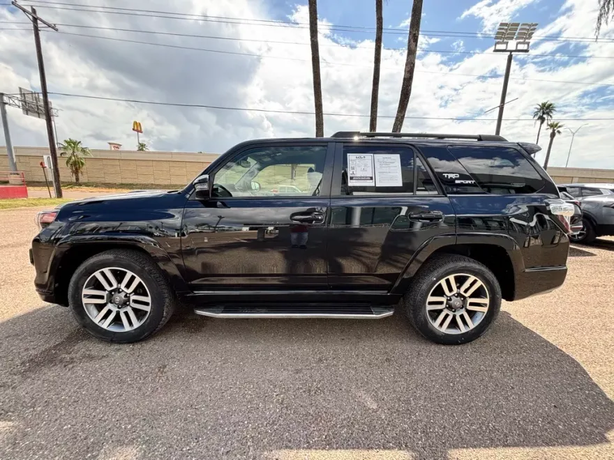 2022 Toyota 4Runner TRD Sport photo 1