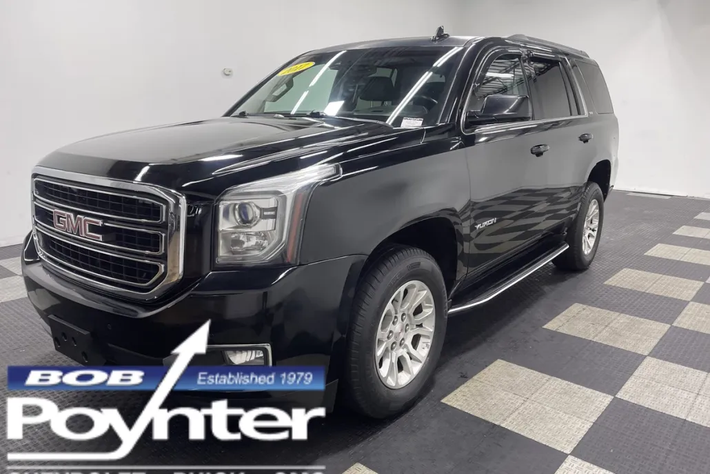 2017 Gmc Yukon SLT photo 1