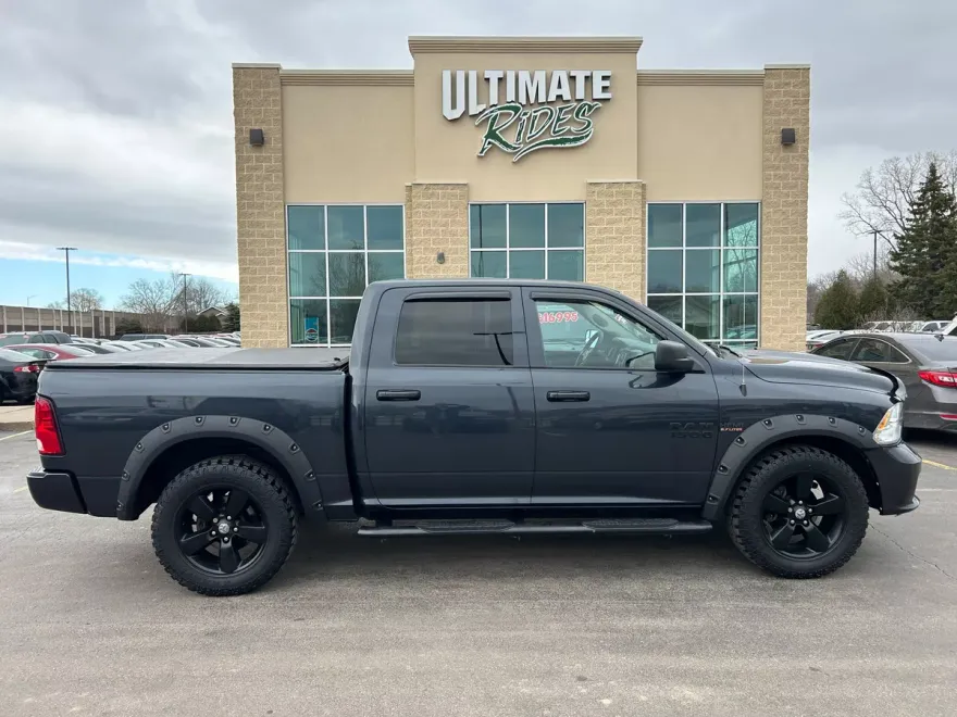 2016 Ram 1500 Express photo 1