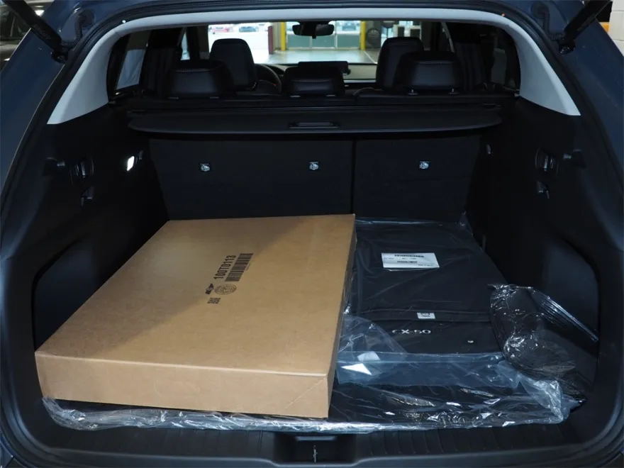 2025 Mazda CX-50 2.5 S Preferred photo 1