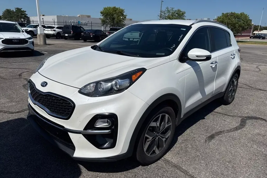 2020 Kia Sportage EX photo 1