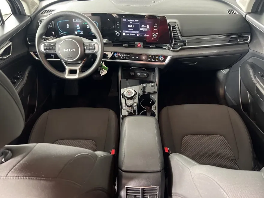 2023 Kia Sportage Hybrid LX photo 1