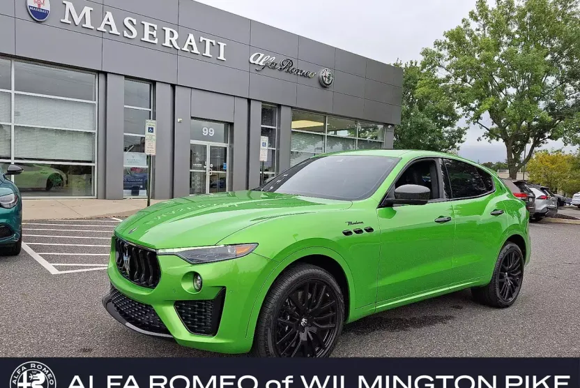 2023 Maserati Levante Modena S photo 1