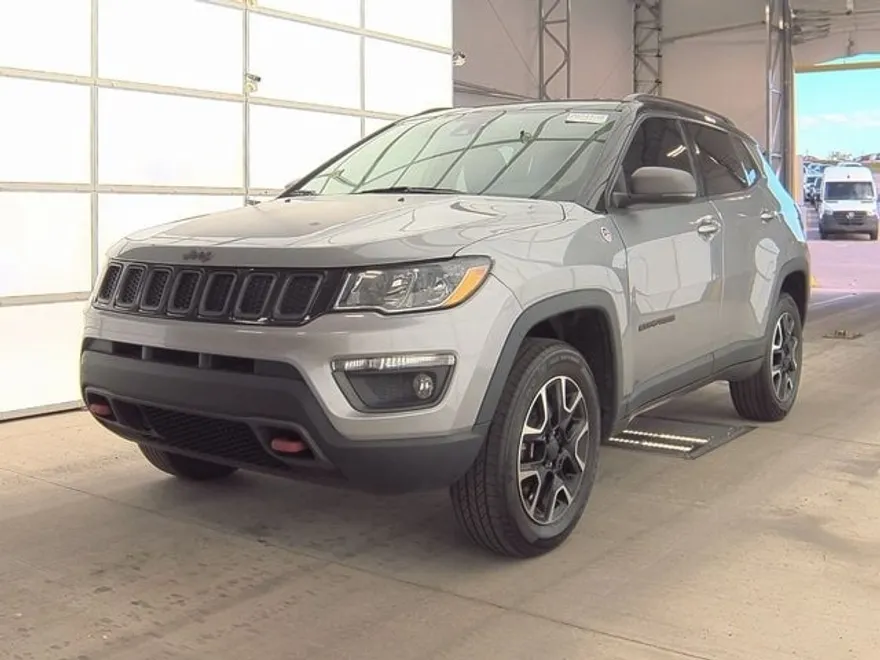 2021 Jeep Compass Trailhawk photo 1