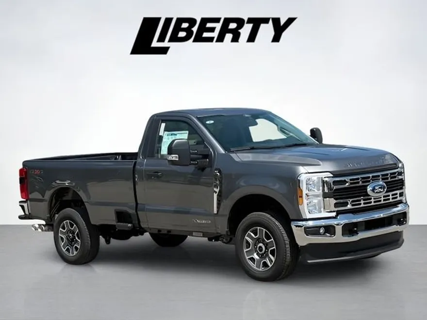 2025 Ford F-350 photo 1