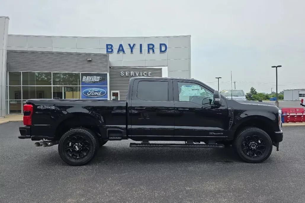 2025 Ford F-250 XLT photo 1
