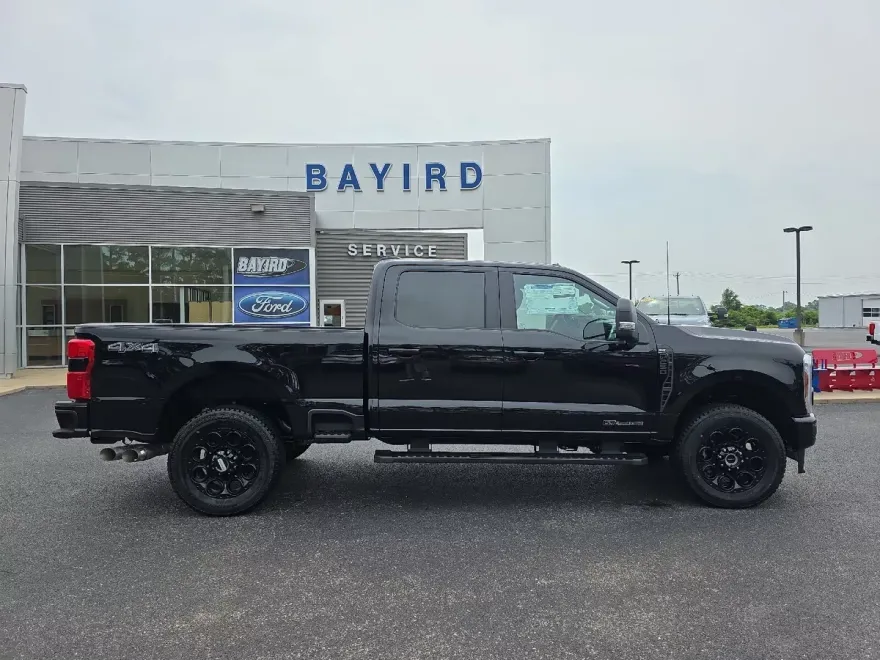 2025 Ford F-250 XLT photo 1