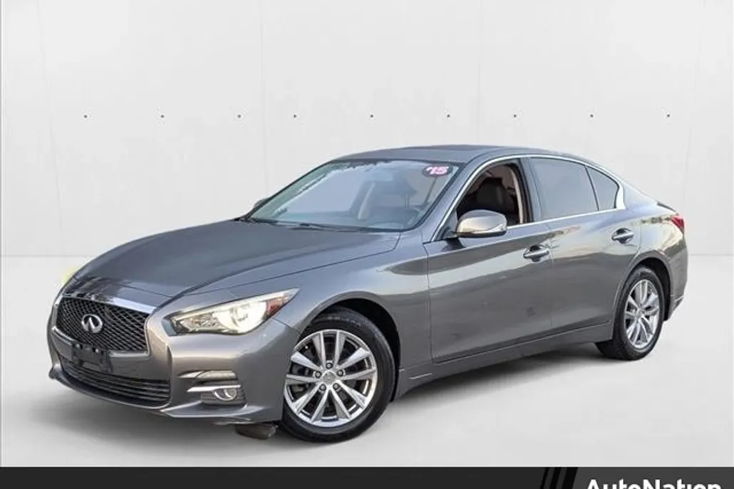 2015 Infiniti Q50 AWD photo 1