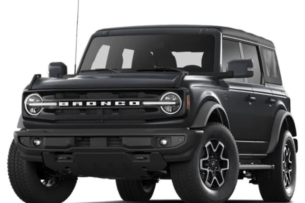 2025 Ford Bronco Outer Banks photo 1
