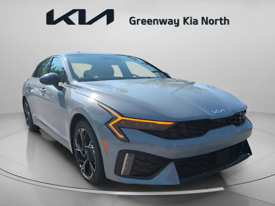 2025 Kia K5 GT-Line photo 1