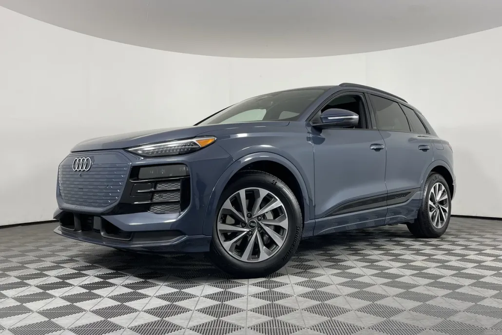 2025 Audi Q6 E-tron Prestige photo 1