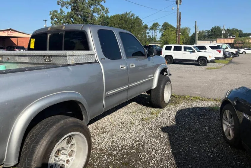 2004 Toyota Tundra SR5 photo 1