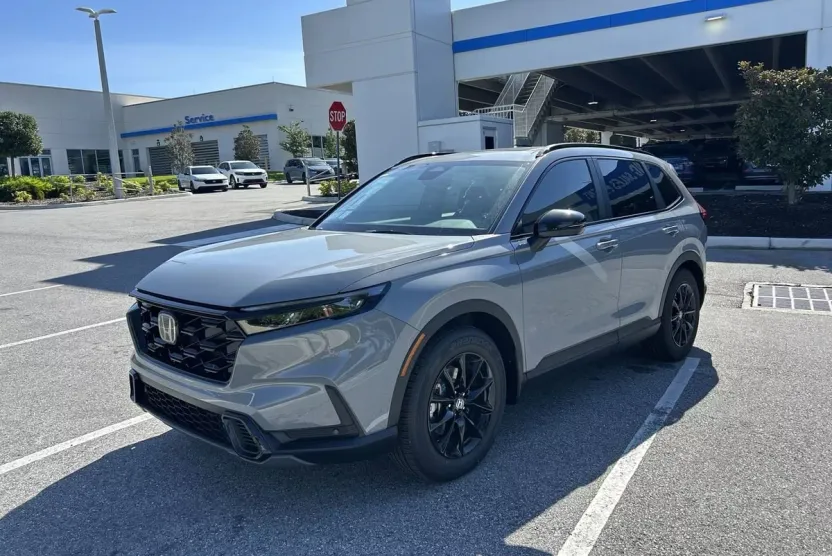 2026 Honda CR-V Hybrid Sport-L photo 1