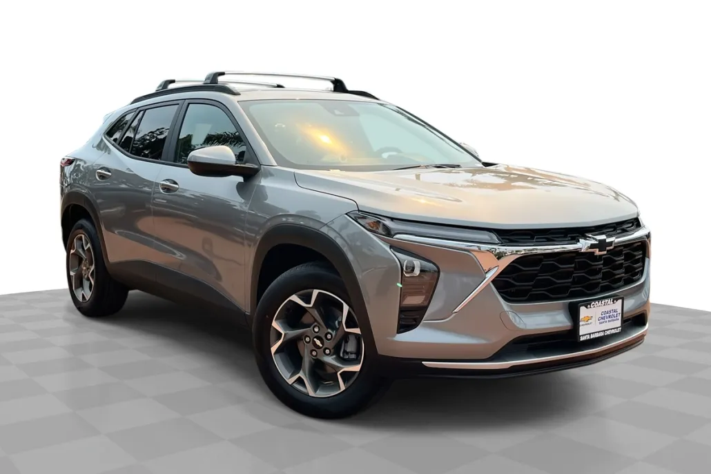 2025 Chevrolet Trax LT photo 1