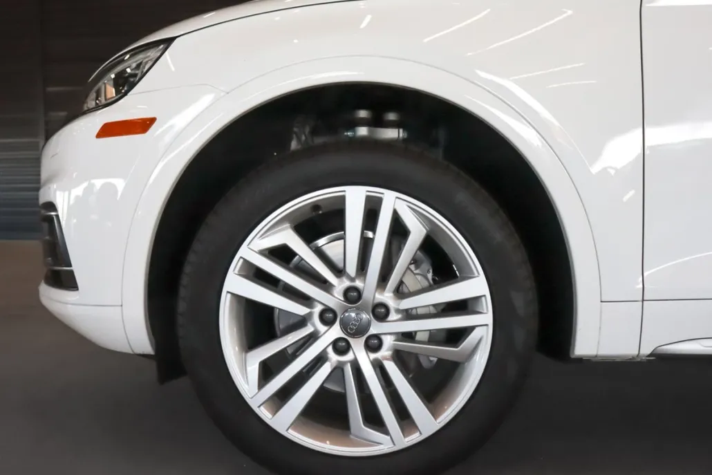 2019 Audi Q5 Premium Plus photo 1