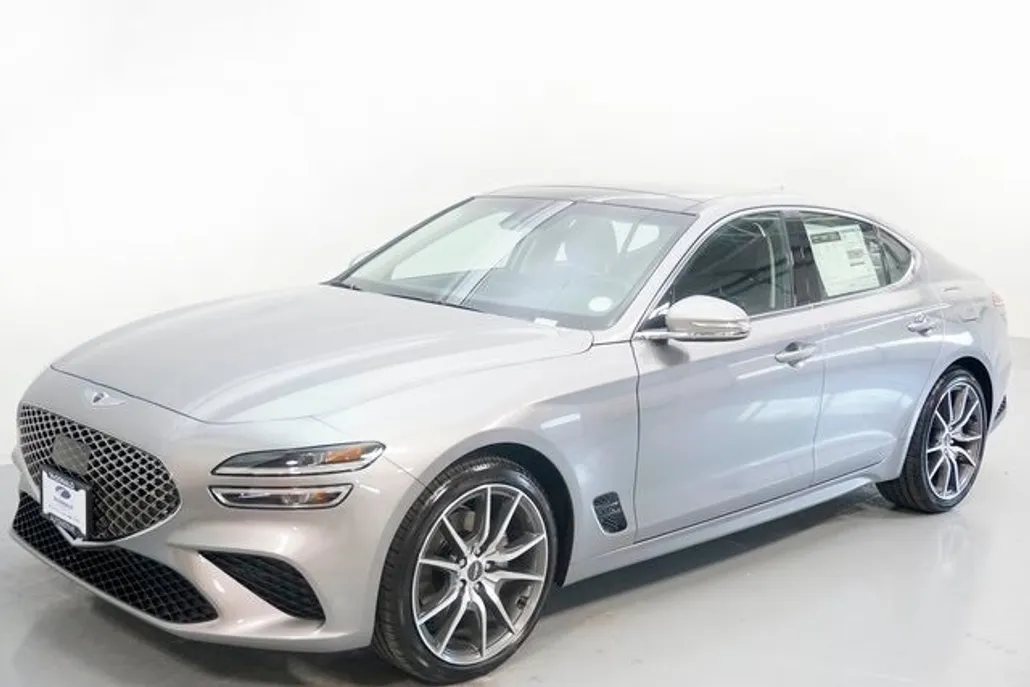 2022 Genesis G70 2.0T photo 1