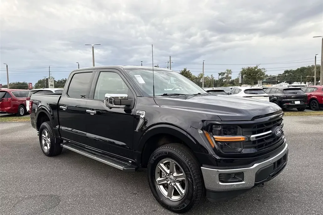 2024 Ford F-150 XLT photo 1