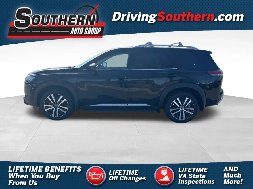 2025 Nissan Pathfinder Platinum photo 1