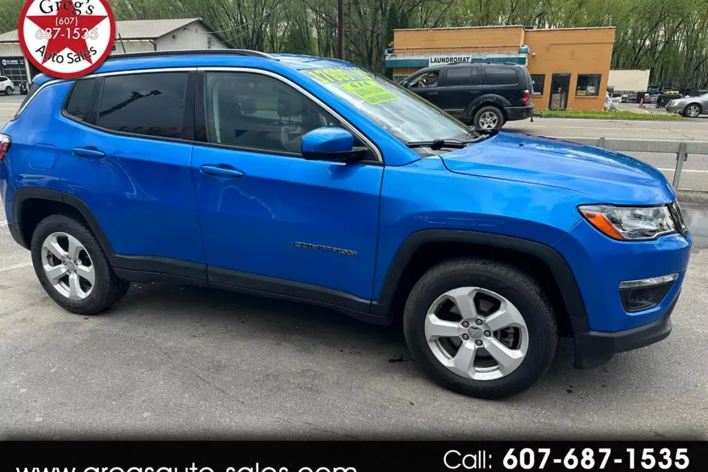 2019 Jeep Compass Latitude photo 1