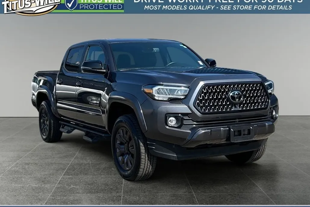 2023 Toyota Tacoma Limited V6 photo 1