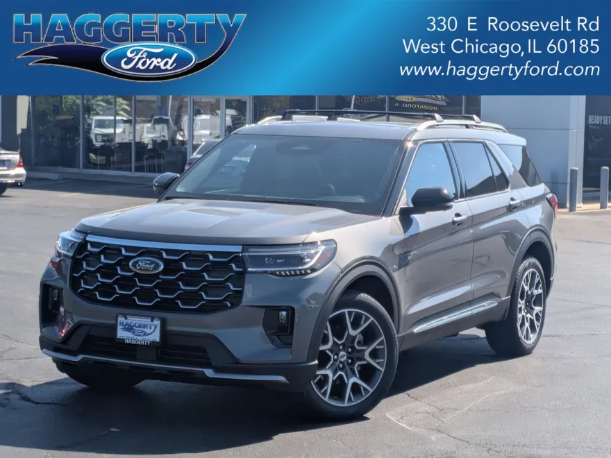 2025 Ford Explorer Platinum photo 1