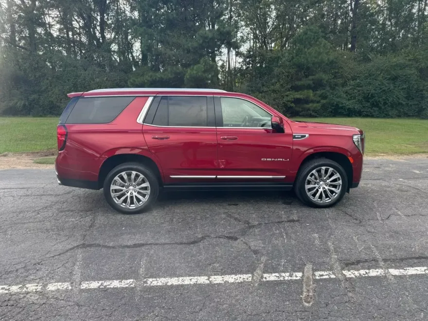 2023 Gmc Yukon Denali photo 1