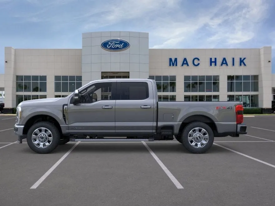 2026 Ford F-250 Lariat photo 1