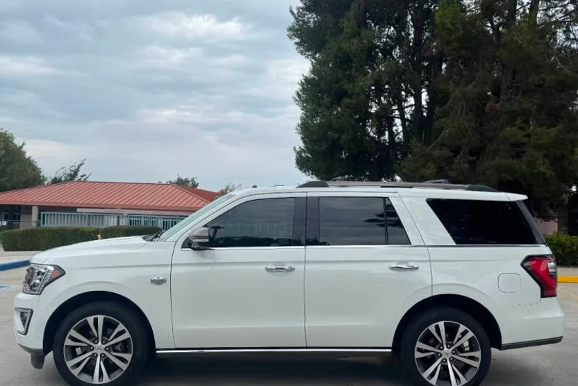 2021 Ford Expedition King Ranch photo 1