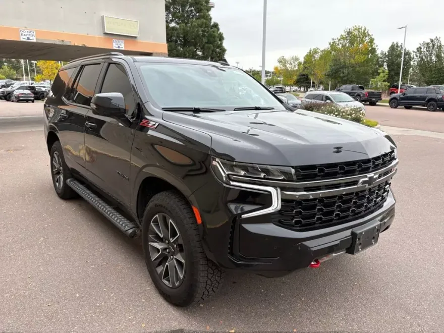 2021 Chevrolet Tahoe Z71 photo 1