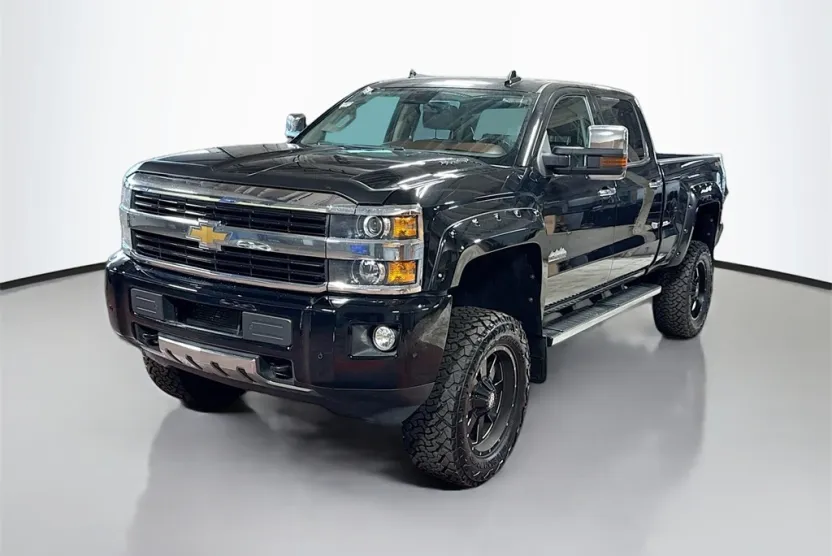 2015 Chevrolet Silverado 3500HD High Country photo 1