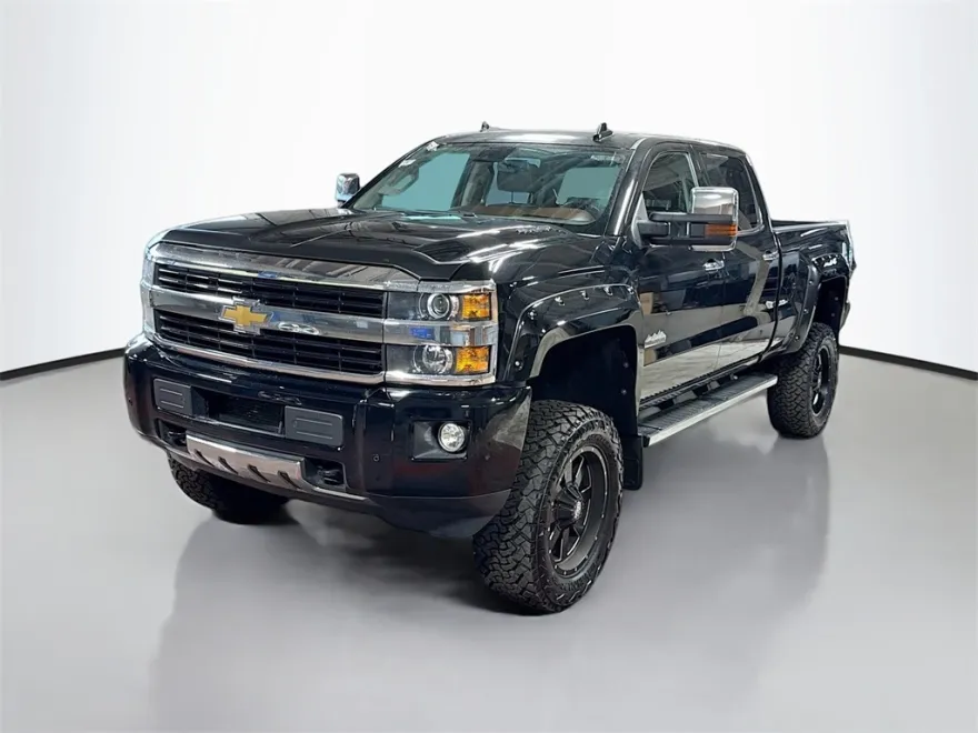 2015 Chevrolet Silverado 3500HD High Country photo 1