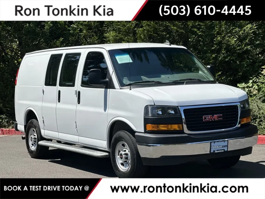 2022 Gmc Savana 2500 photo 1