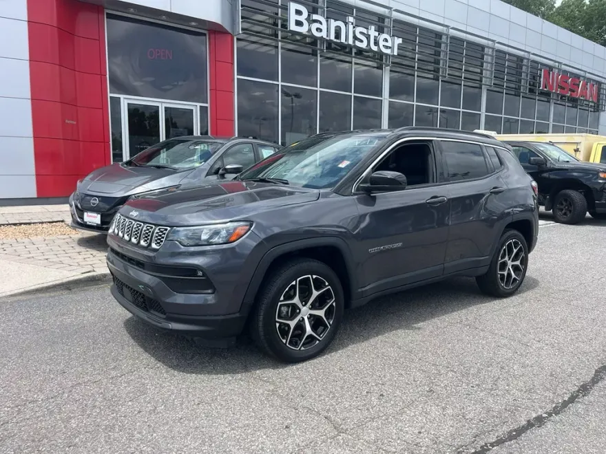 2024 Jeep Compass Limited photo 1