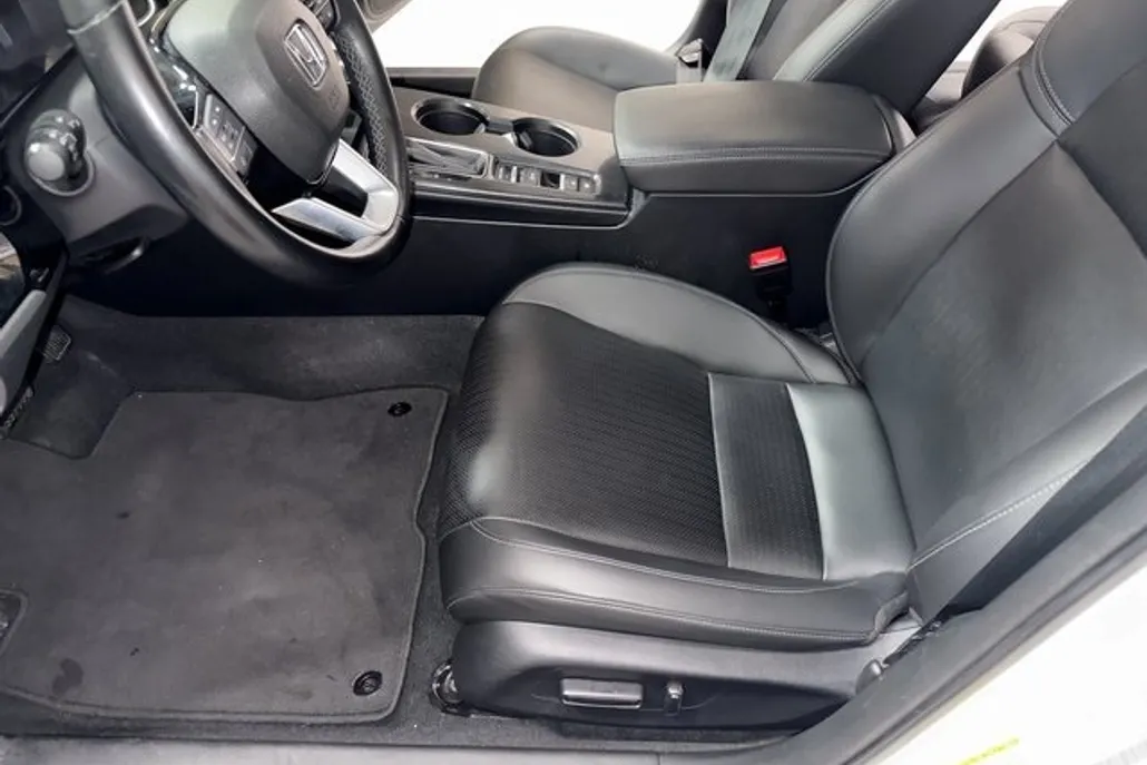 2024 Honda Civic Touring photo 1