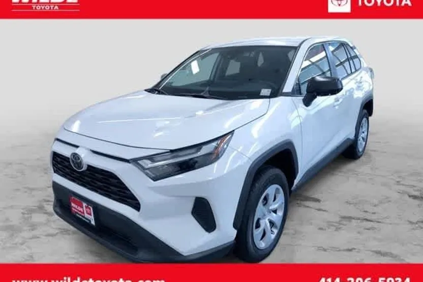 2024 Toyota RAV4 LE photo 1