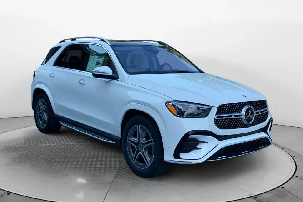 2026 Mercedes Benz GLE 450 4MATIC photo 1