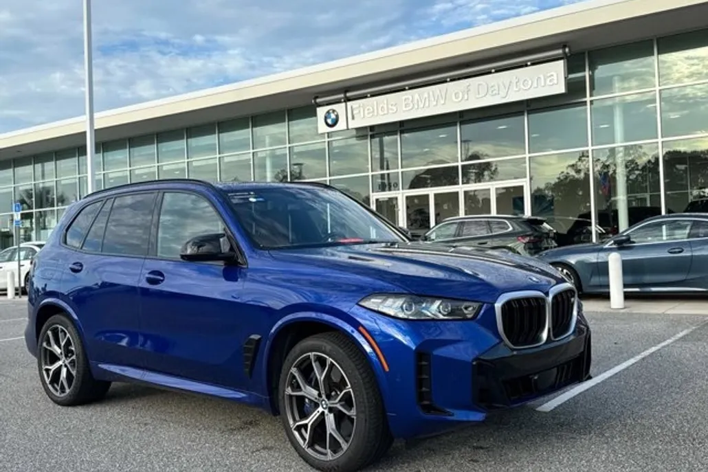 2025 Bmw X5 M60i photo 1