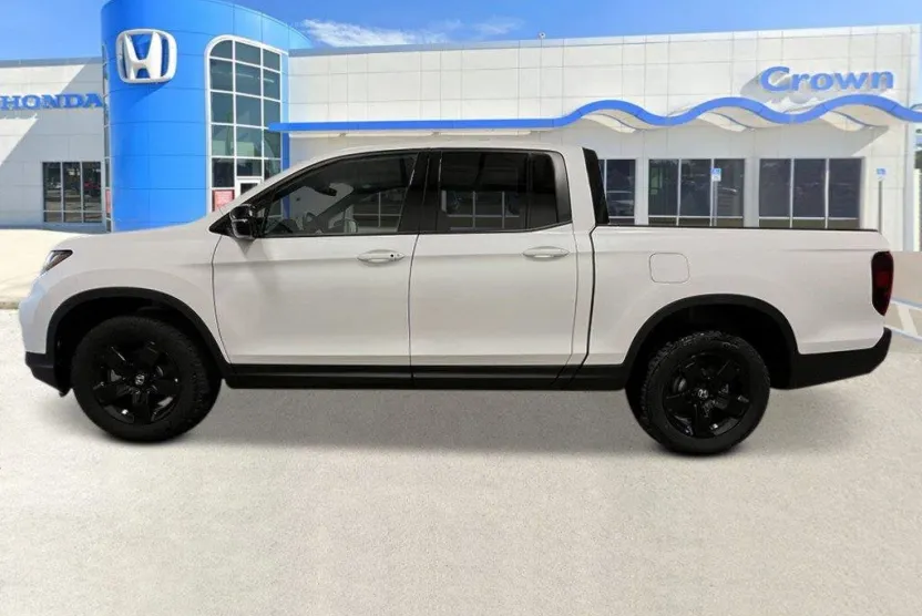 2025 Honda Ridgeline Black Edition photo 1