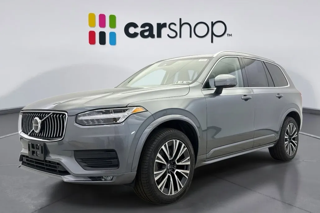 2020 Volvo XC90 Momentum photo 1