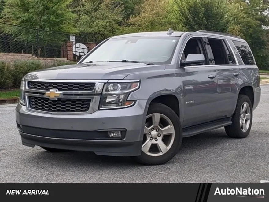 2019 Chevrolet Tahoe LT photo 1