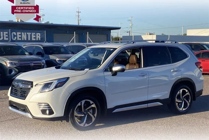 2024 Subaru Forester Touring photo 1