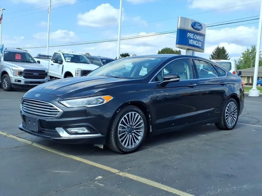 2017 Ford Fusion Titanium photo 1
