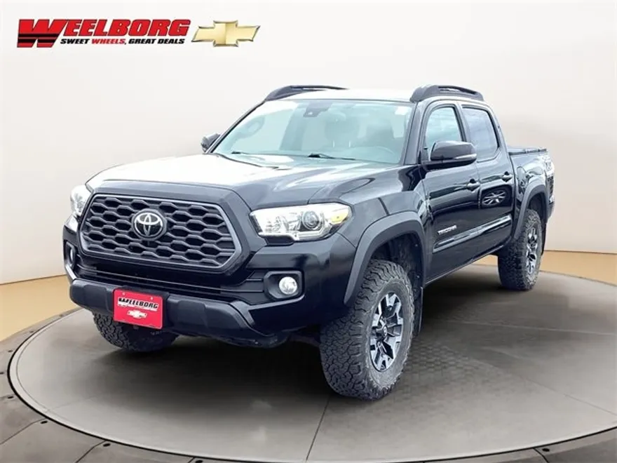 2021 Toyota Tacoma TRD photo 1